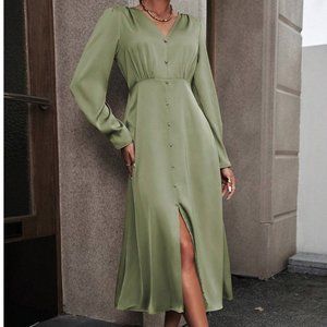 Solid Button Detail V Neck A-line Dress Green